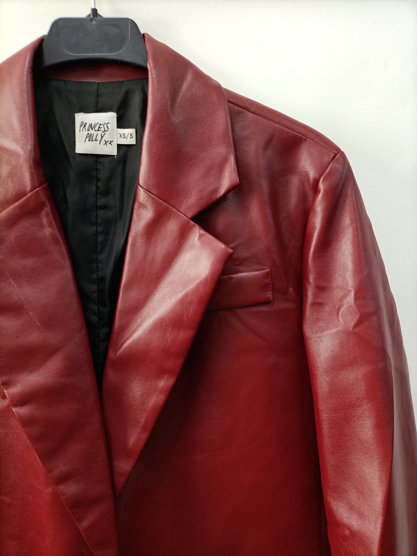 PRINCESS POLLY. Blazer efecto piel T.xs/s