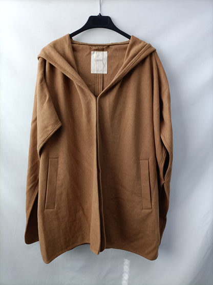 ESPRIT. Poncho Camel T.s