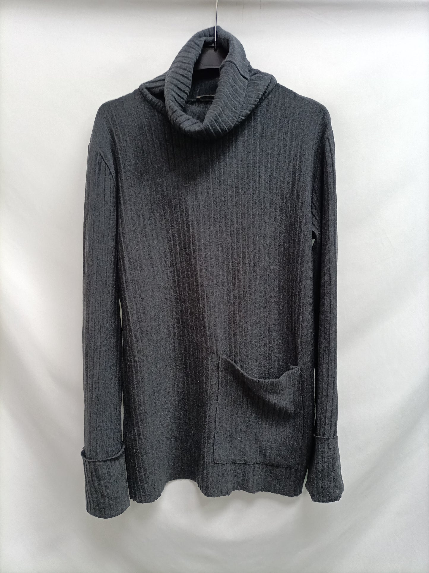 ZARA. Vestido/Jersey canalé T.m