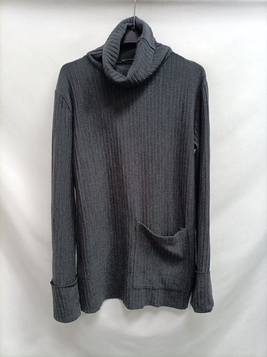 ZARA. Vestido/Jersey canalé T.m