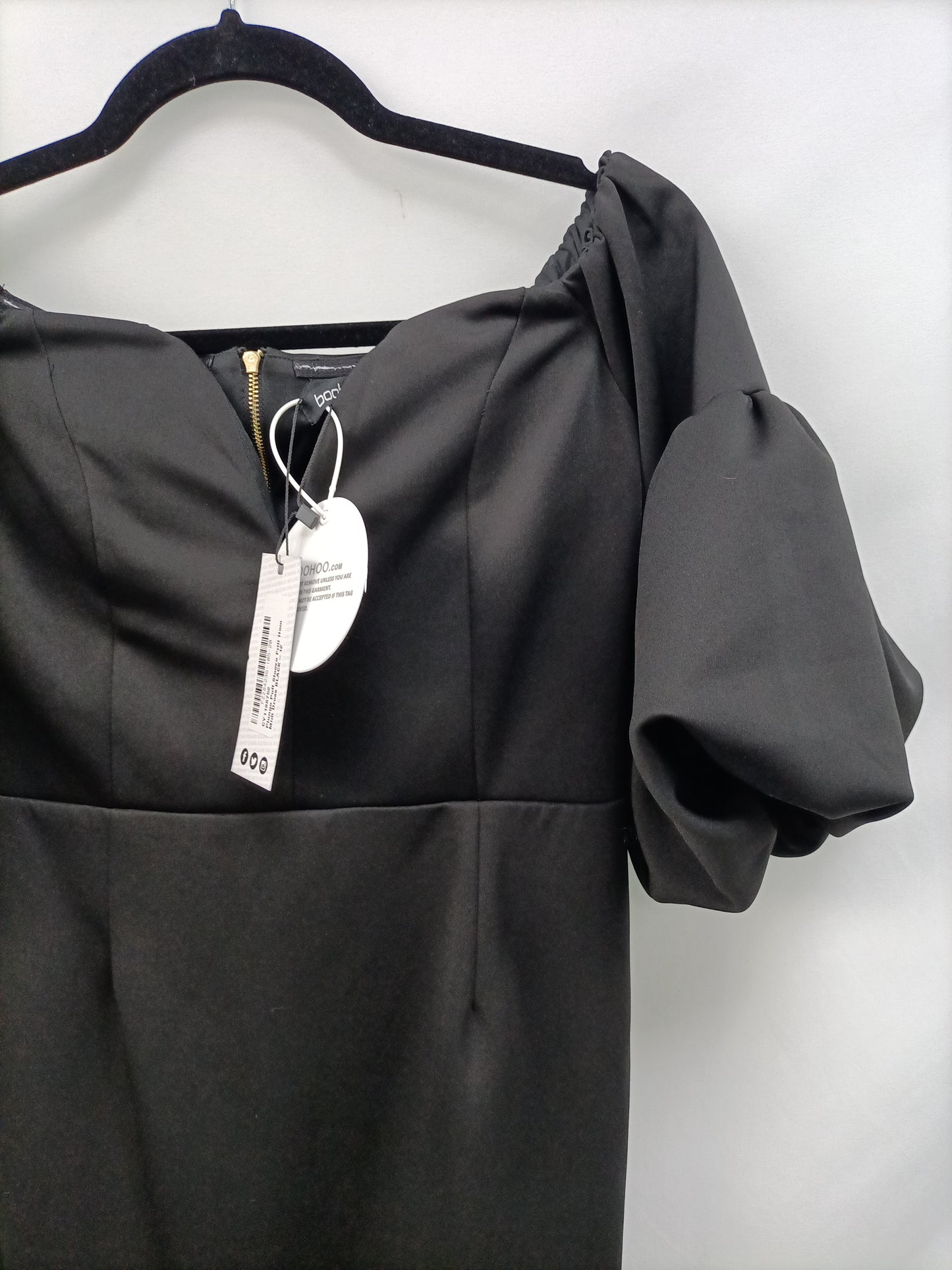 BOOHOO. Black dress with ruffles, size 40