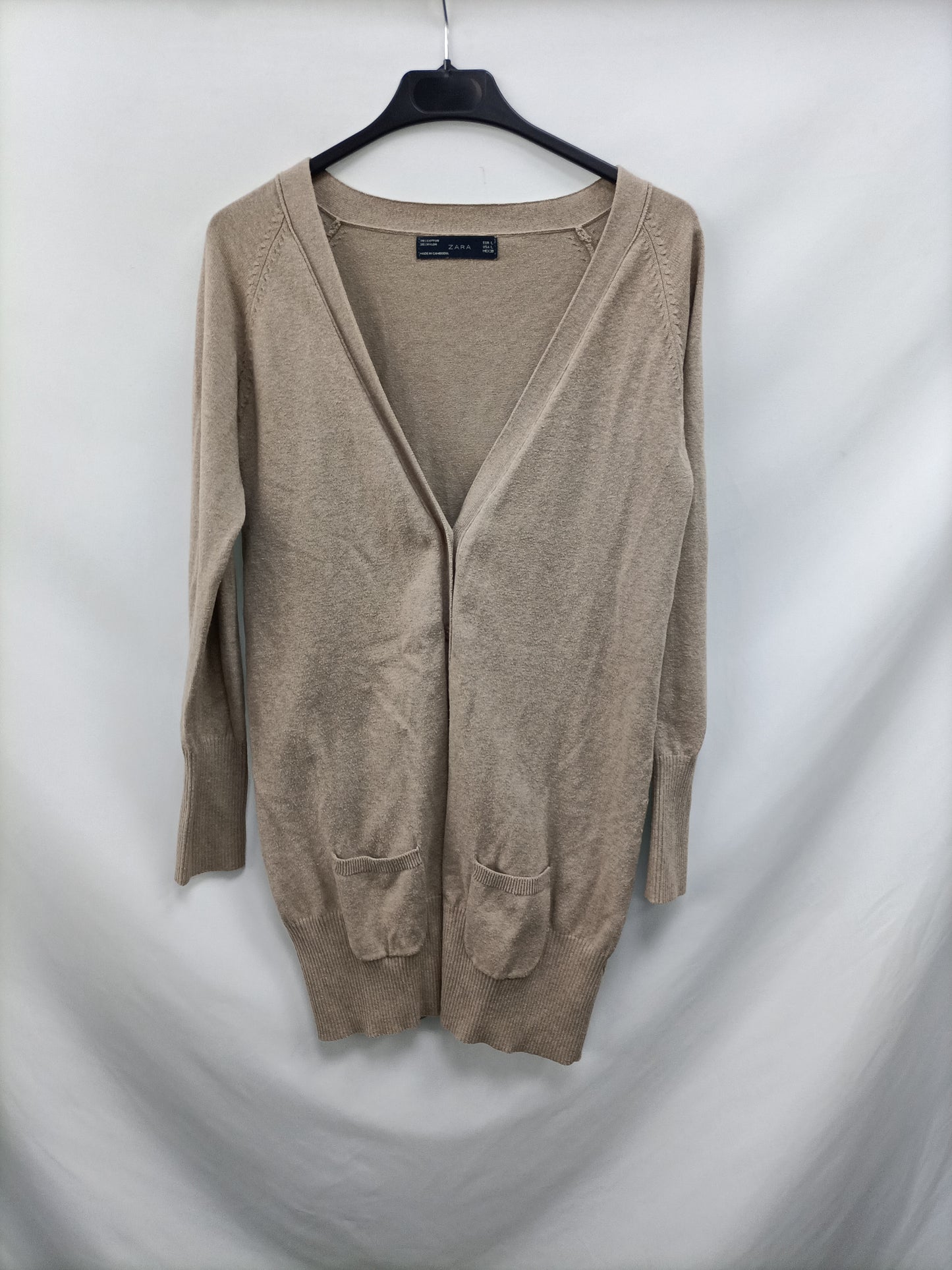 ZARA. Rebeca beige larga T.l