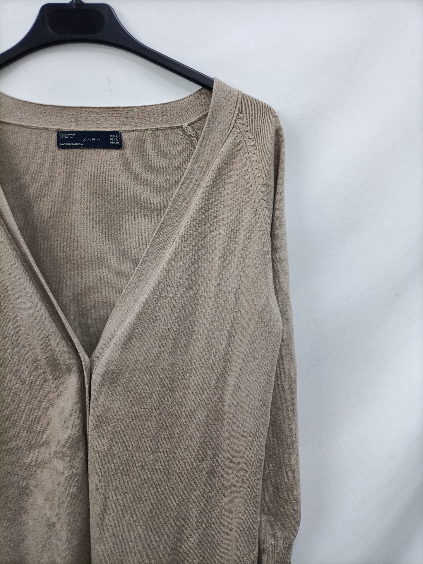 ZARA. Rebeca beige larga T.l