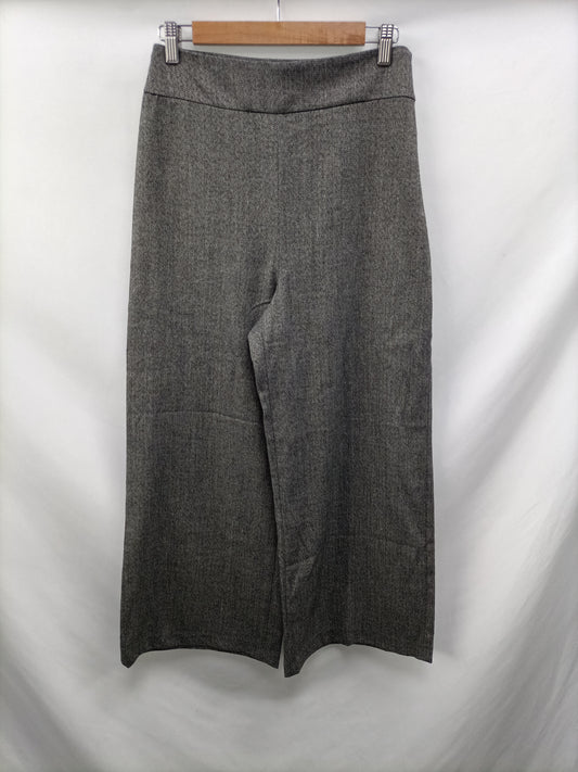 ZARA. Pantalón culotte espiga T.l