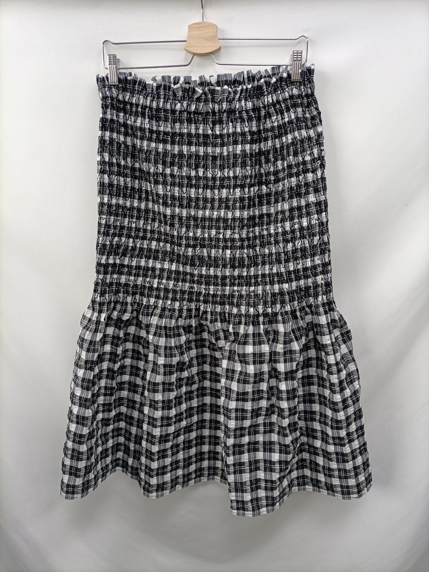 H&M. Falda midi cuadros T.m