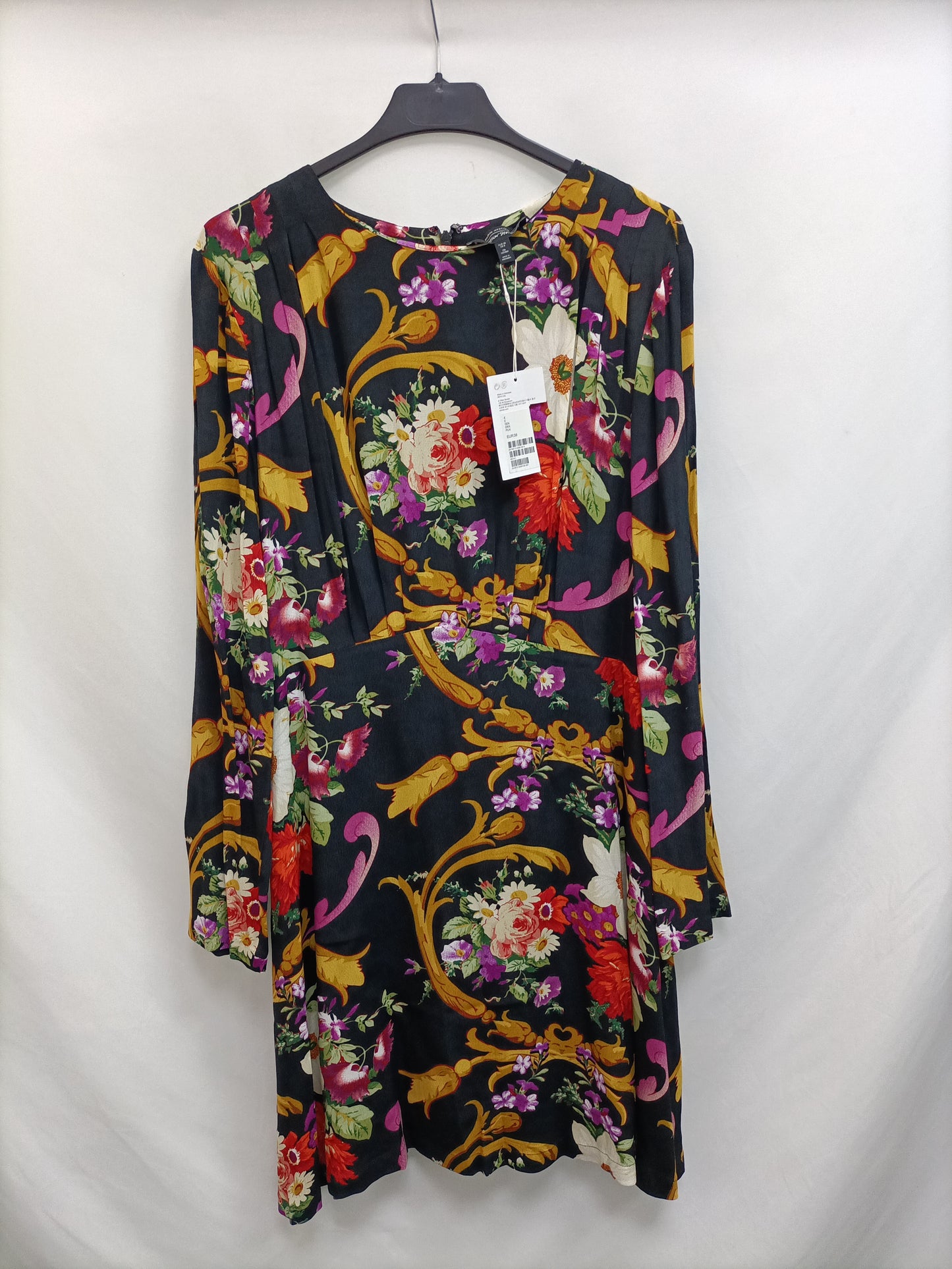 &OTHER STORIES. Vestido negro flores T.38