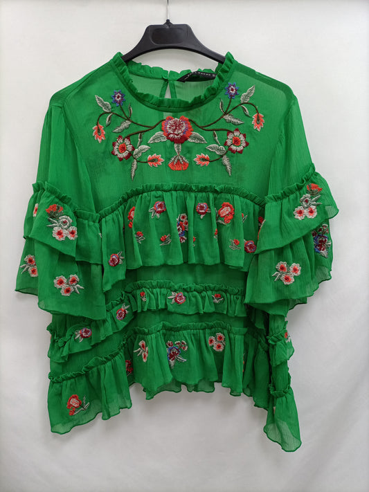 ZARA. Top volantes Bordado T.l