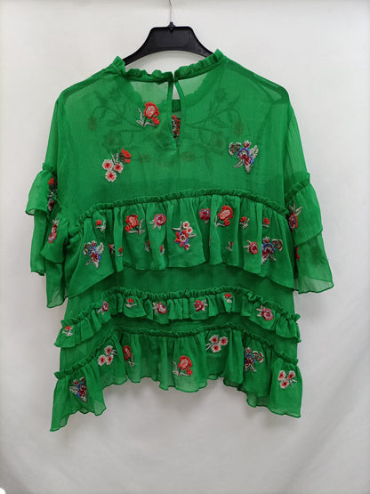 ZARA. Top volantes Bordado T.l