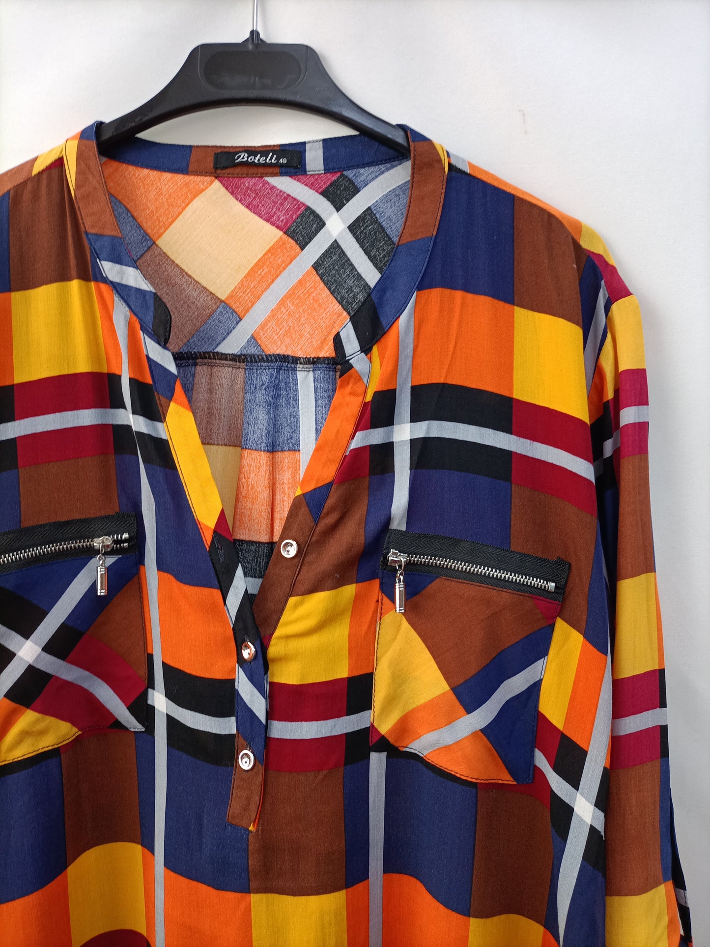 BOTELI. Blusa cuadros T.46(m/l)