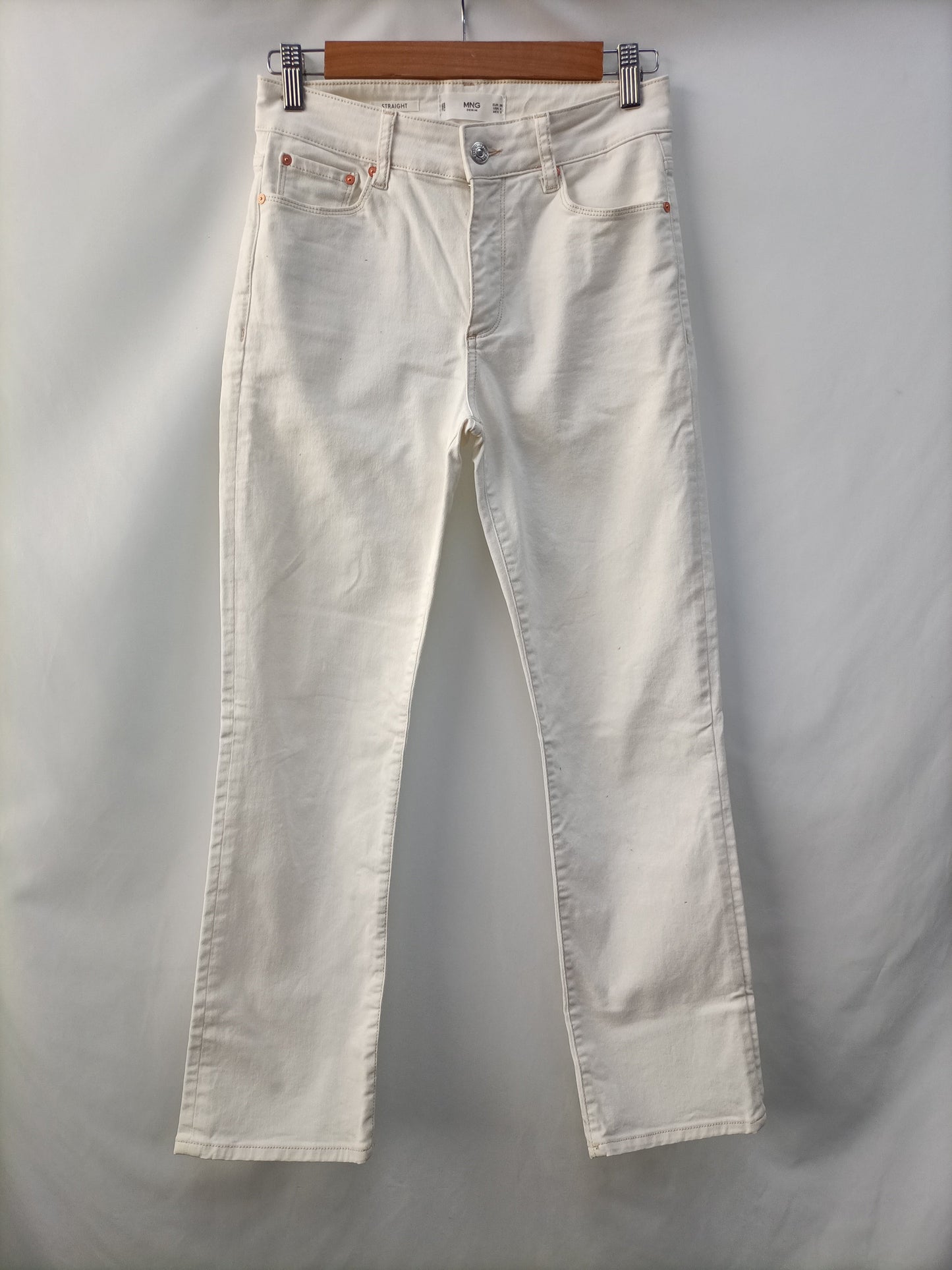 MANGO. Pantalón blanco roto T.36
