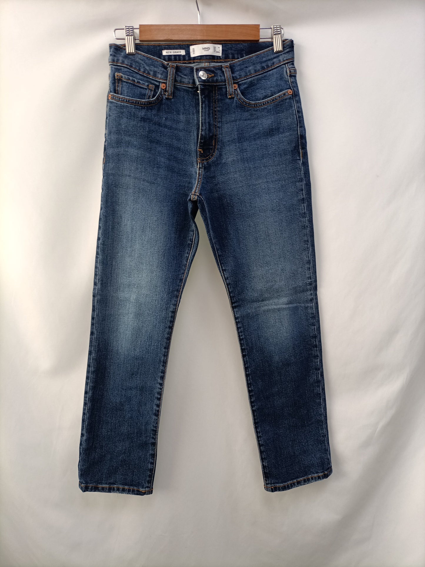 MANGO. Pantalón denim oscuro T.36