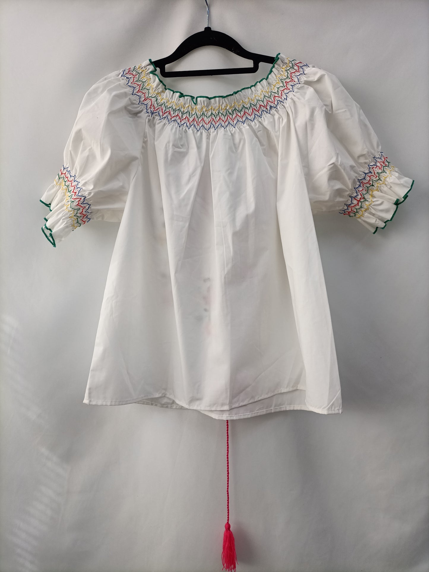 OTRAS. Blusa blanca bordada T.u(s)