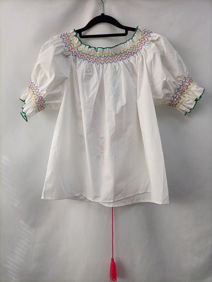OTRAS. Blusa blanca bordada T.u(s)