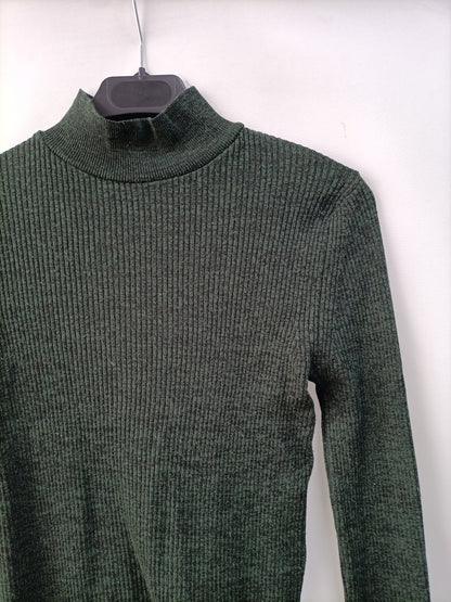 ZARA.Jersey fino punto verde T.S