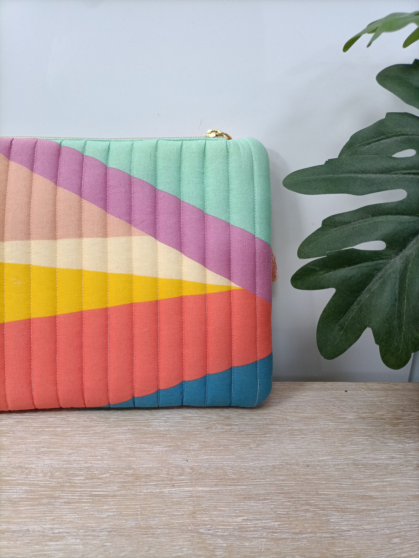 ZARA. Bolso de mano colores