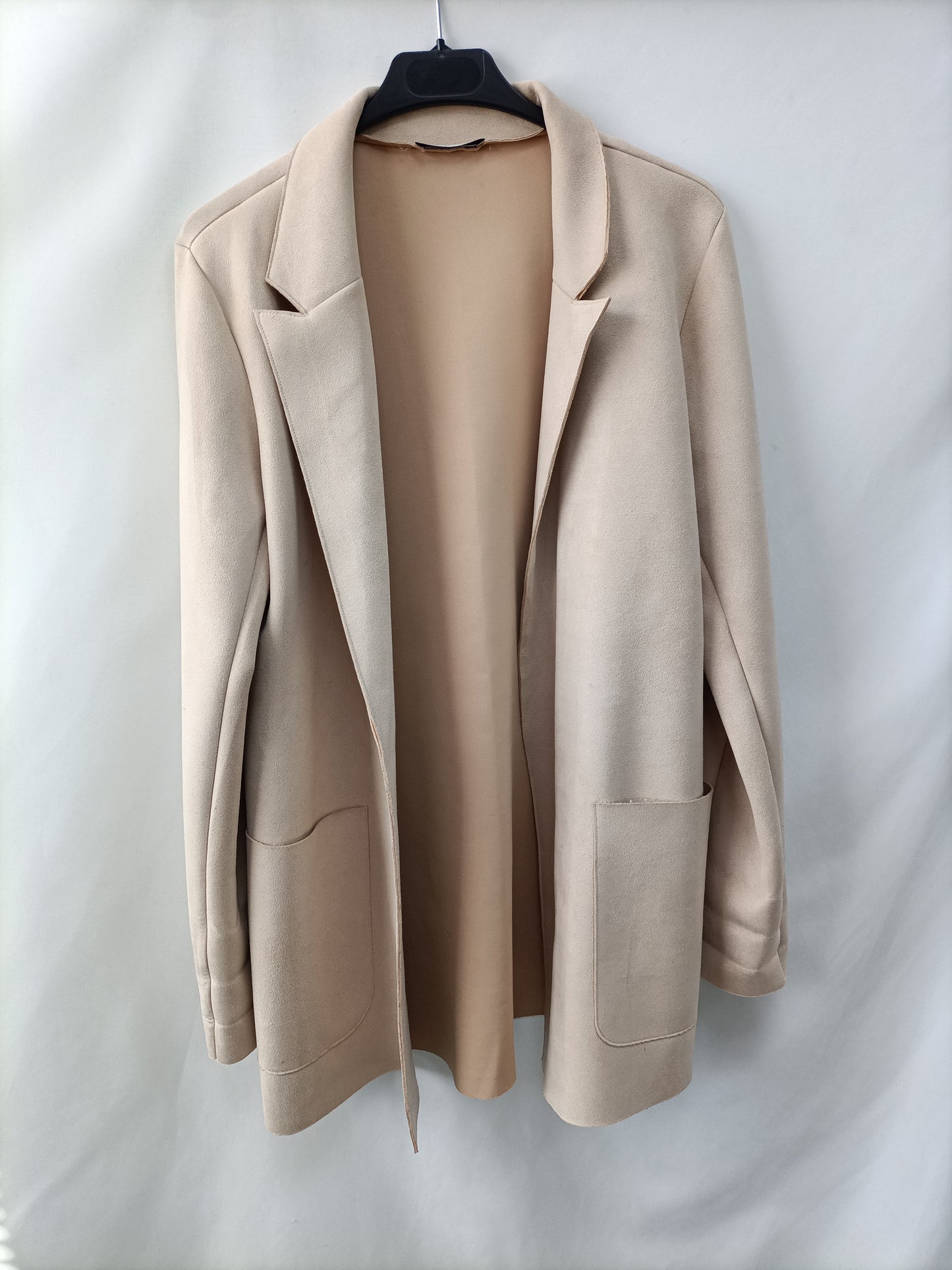 ZARA. Beige suede Ts jacket