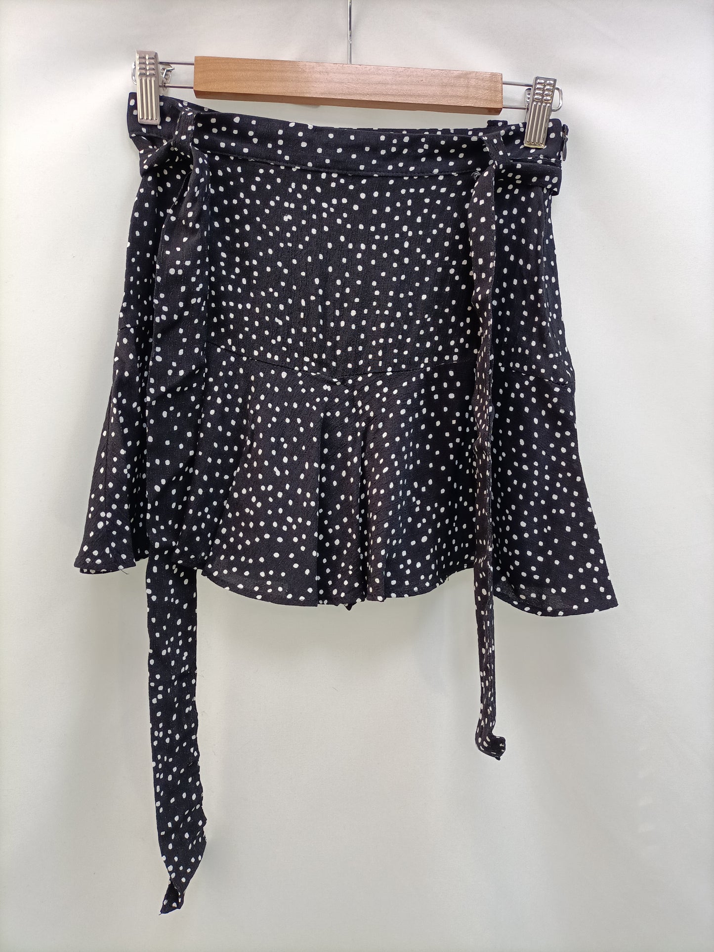 ZARA. Falda/pantalón lunares T.s
