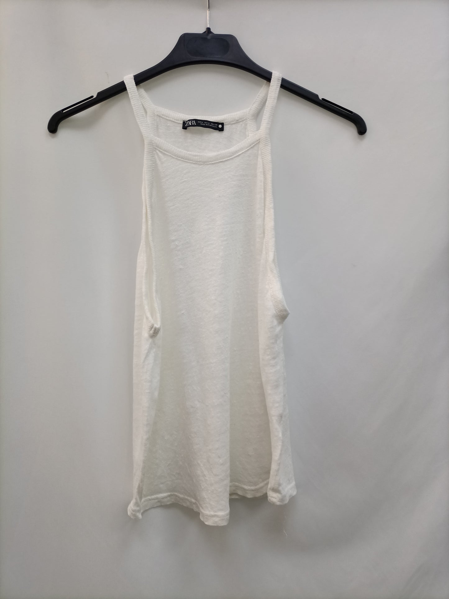 ZARA. Camiseta blanca T.s