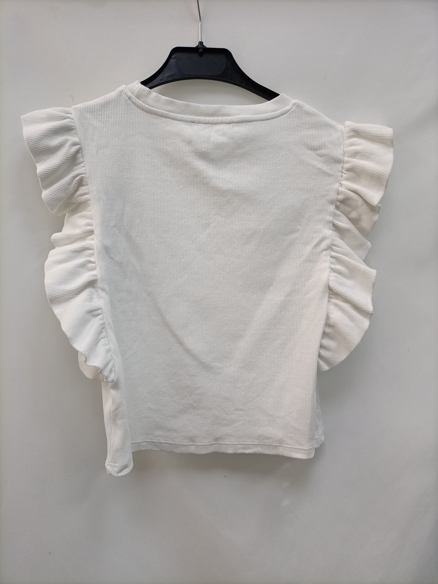 ZARA. Camiseta canalé volante T.s