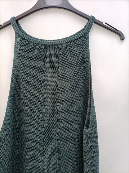 ZARA. Top punto verde T.s