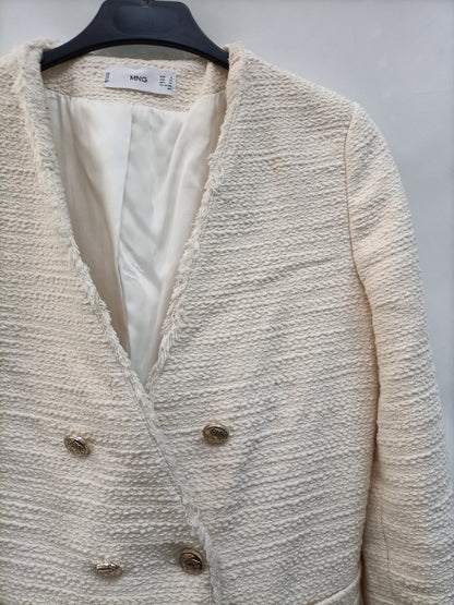 MANGO. Chaqueta cortita tweed T.s
