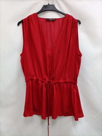 MANGO. Top rojo ajustable T.s