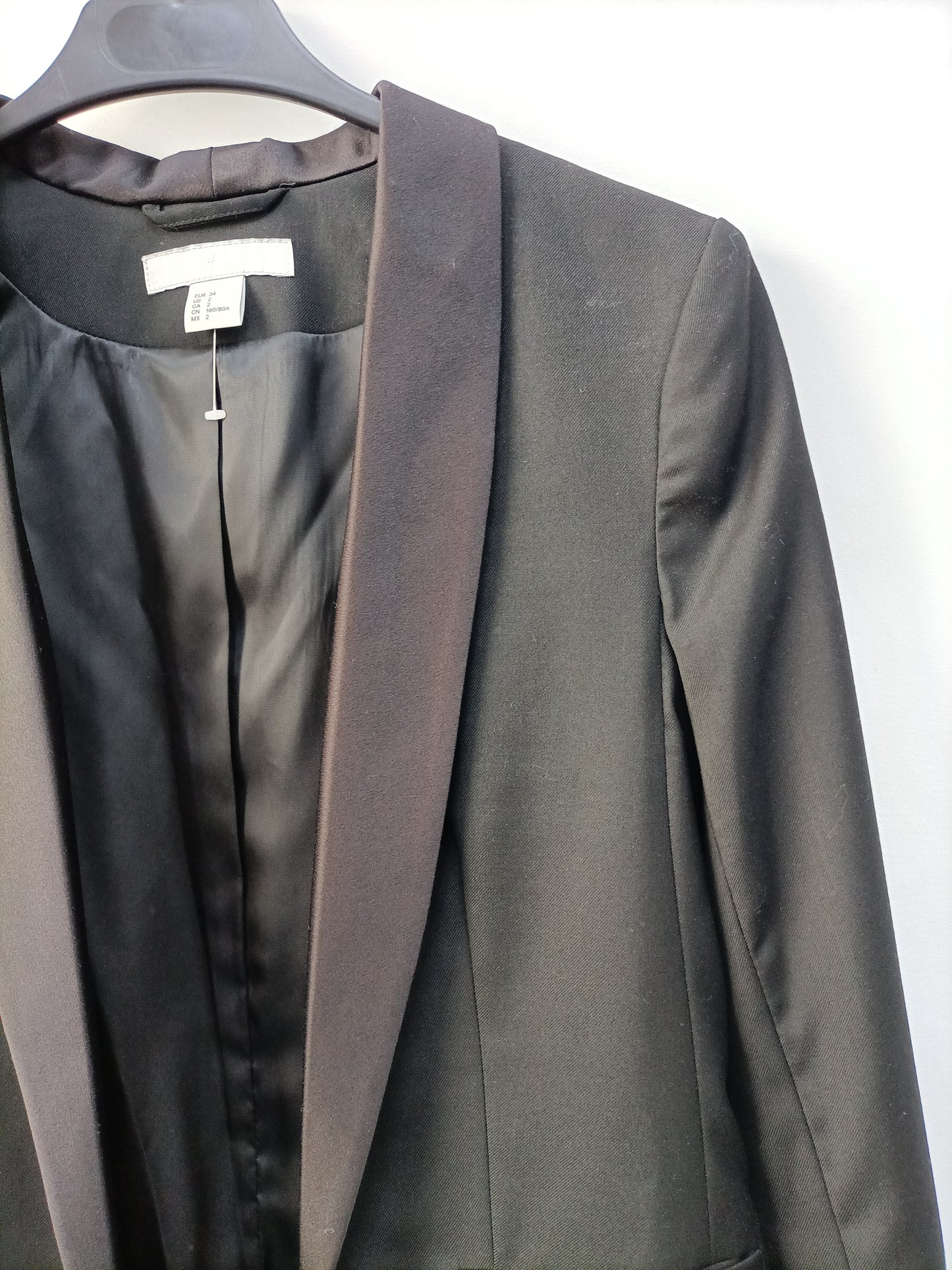 H&M. Blazer negra de vestir T.34