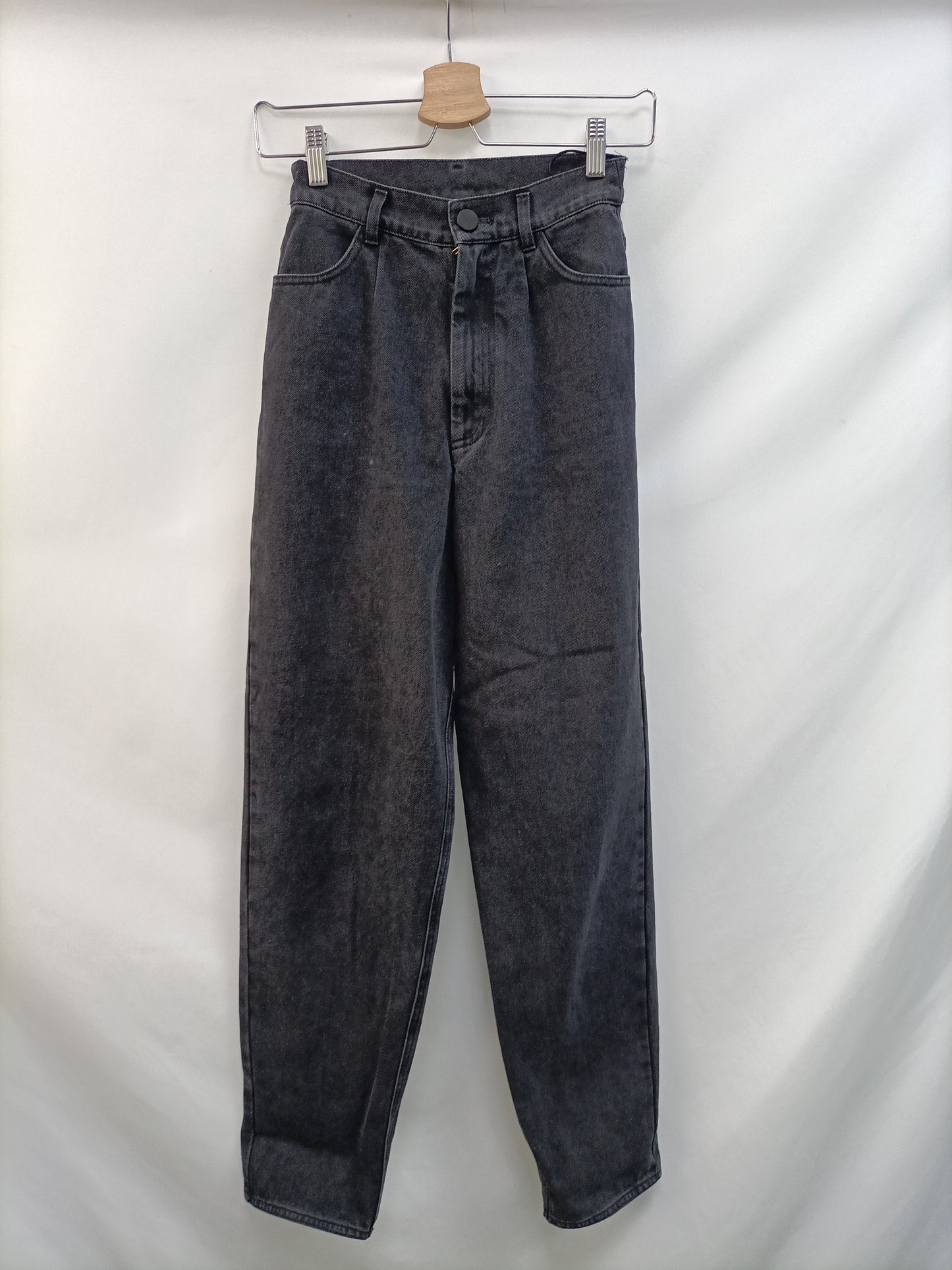 INDIGO UNIQUE. Wide-leg black trousers, size 32