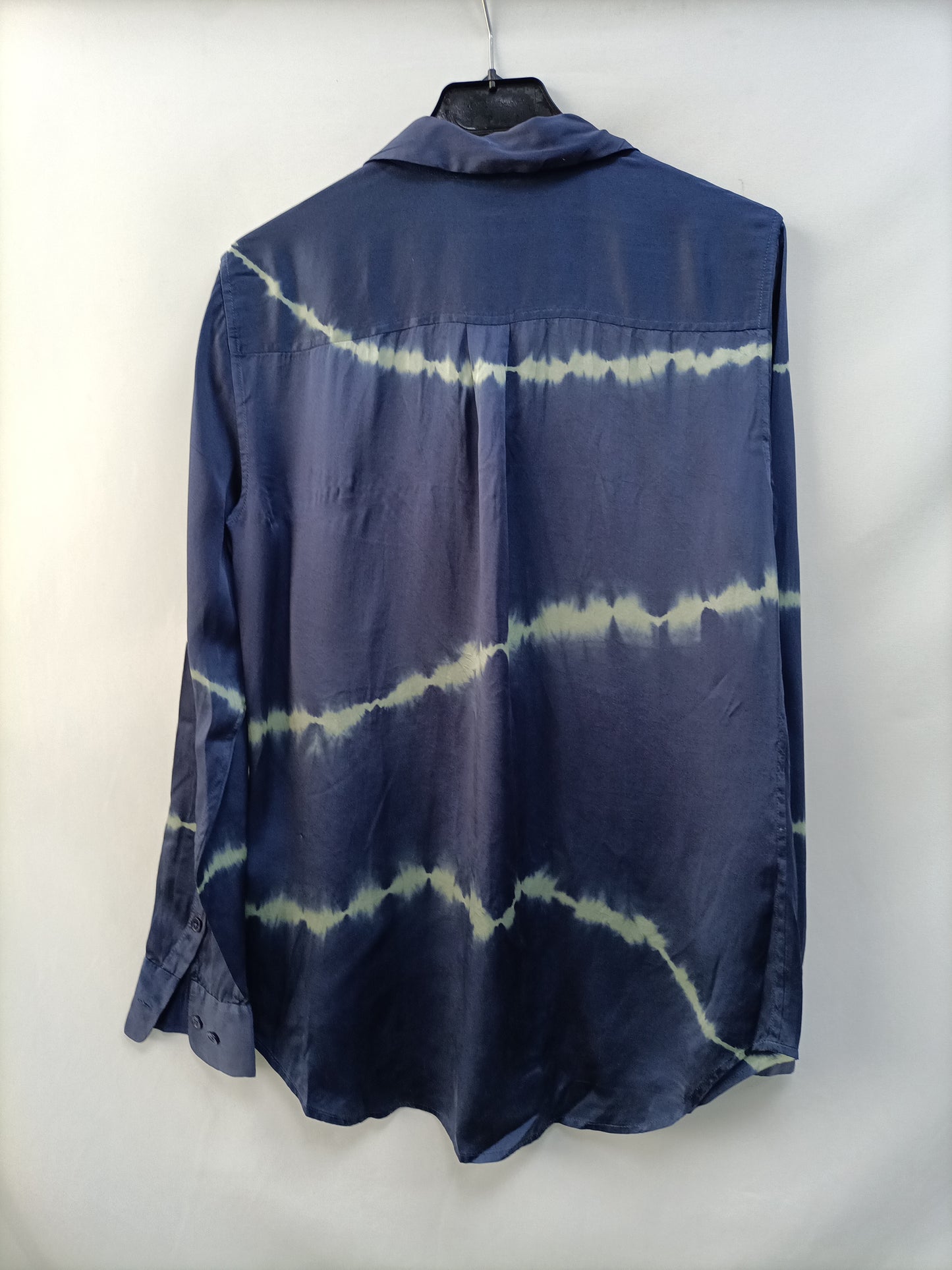 EQUIPMENT. Blusa tie dye seda T.xs