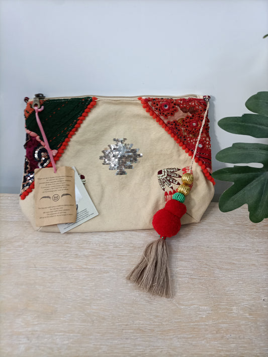 AMENAPIH. Cartera étnica