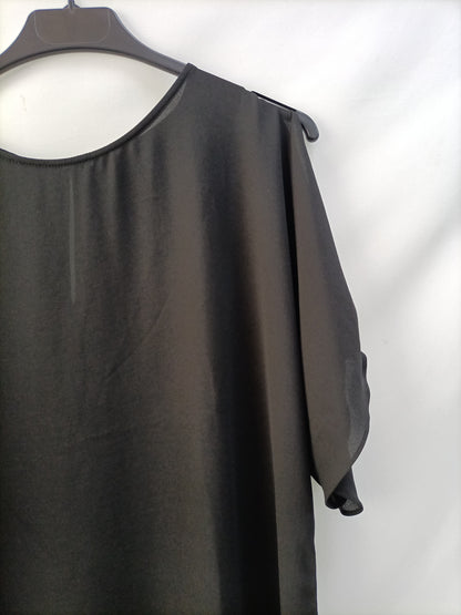 OTRAS. Blusa fludia negra T.u(m)