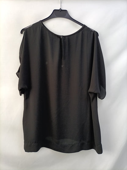 OTRAS. Blusa fludia negra T.u(m)