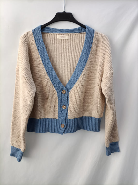 WHITE&ONE. Rebeca beige y azul T.u(s)