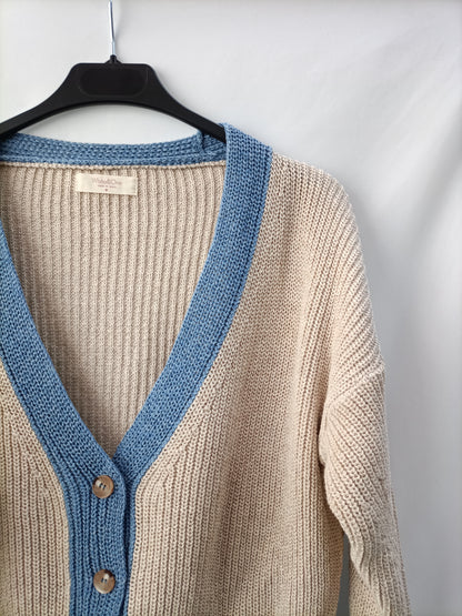 WHITE&ONE. Rebeca beige y azul T.u(s)