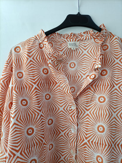 PAR&ESCALA. Blusa naranja estampada T.s