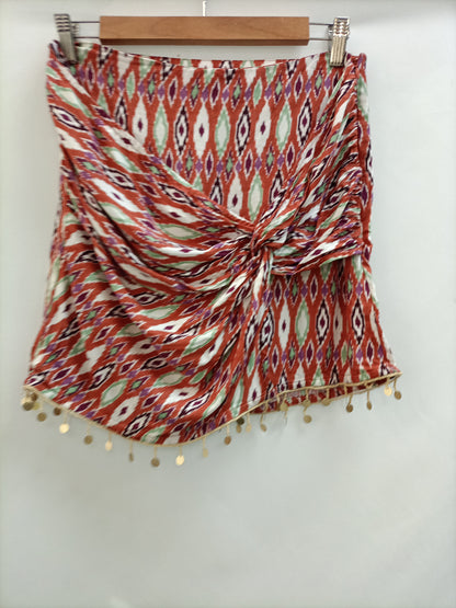 PULL&BEAR. Falda corta nudo T.s