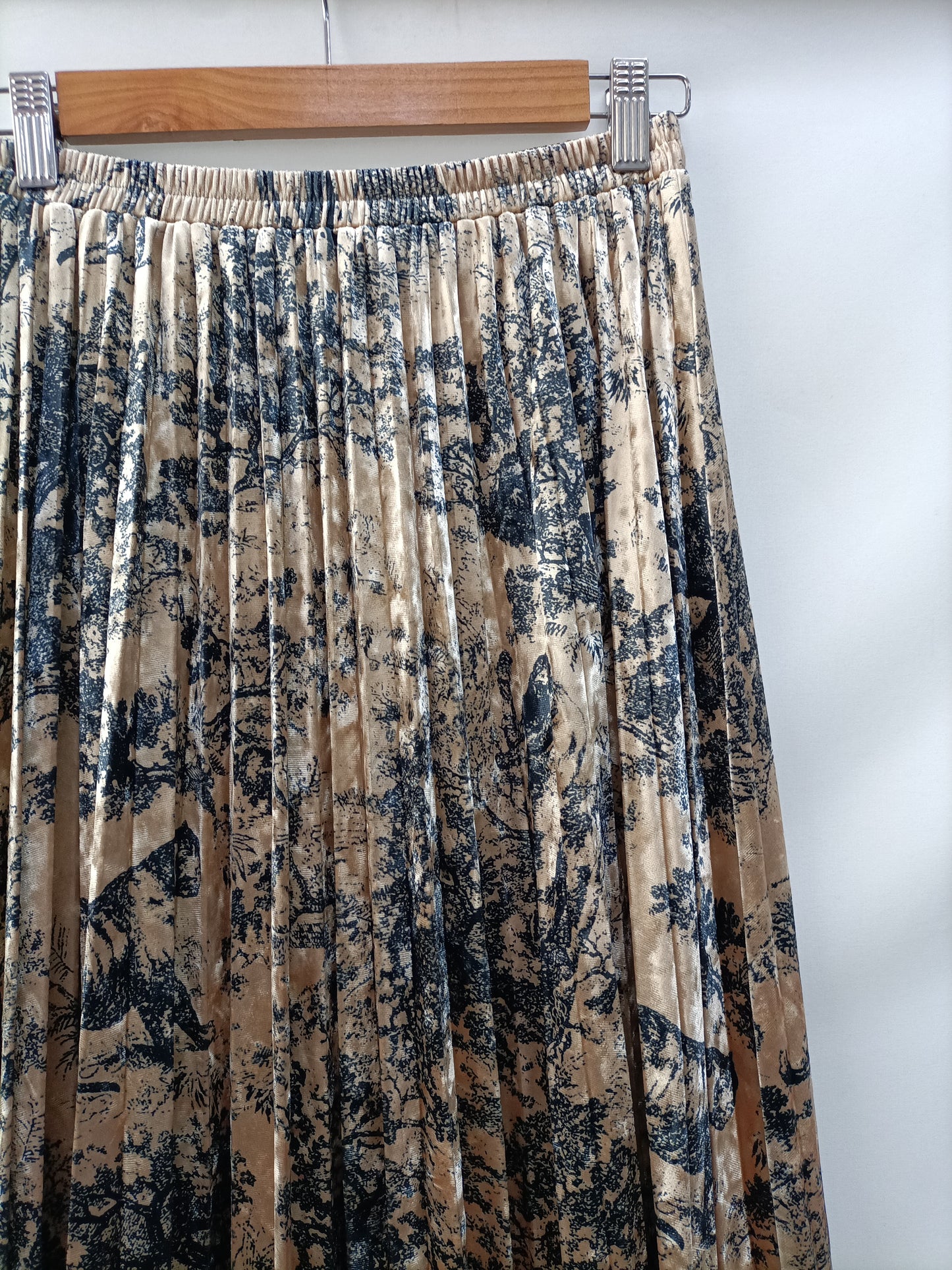 AN'GE. Falda plisada Terciopelo Tu(s)