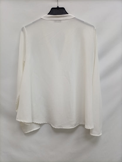 OTRAS. Blusa blanca Tu(s/m)