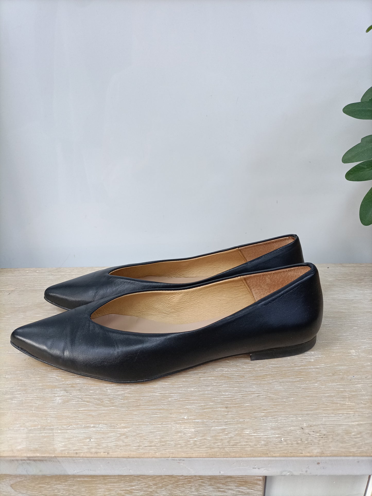 MarketLOOKXART.Manoletinas negras T.39