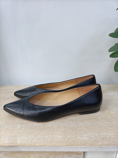 MarketLOOKXART.Manoletinas negras T.39