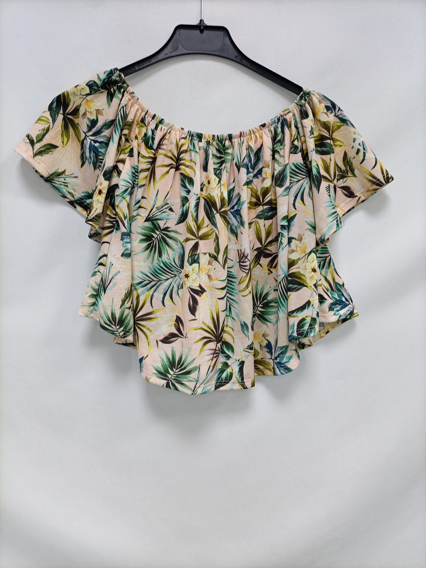 BERSHKA. Top rosa flores T.s