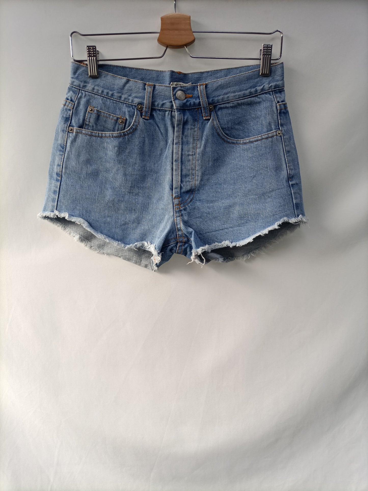 BRANDY MELVILLE. Shorts clarito T.38