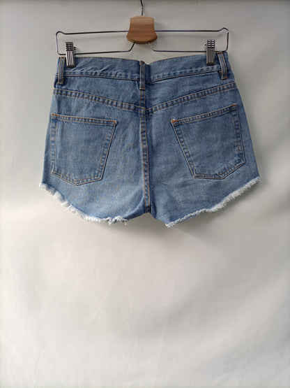 BRANDY MELVILLE. Shorts clarito T.38