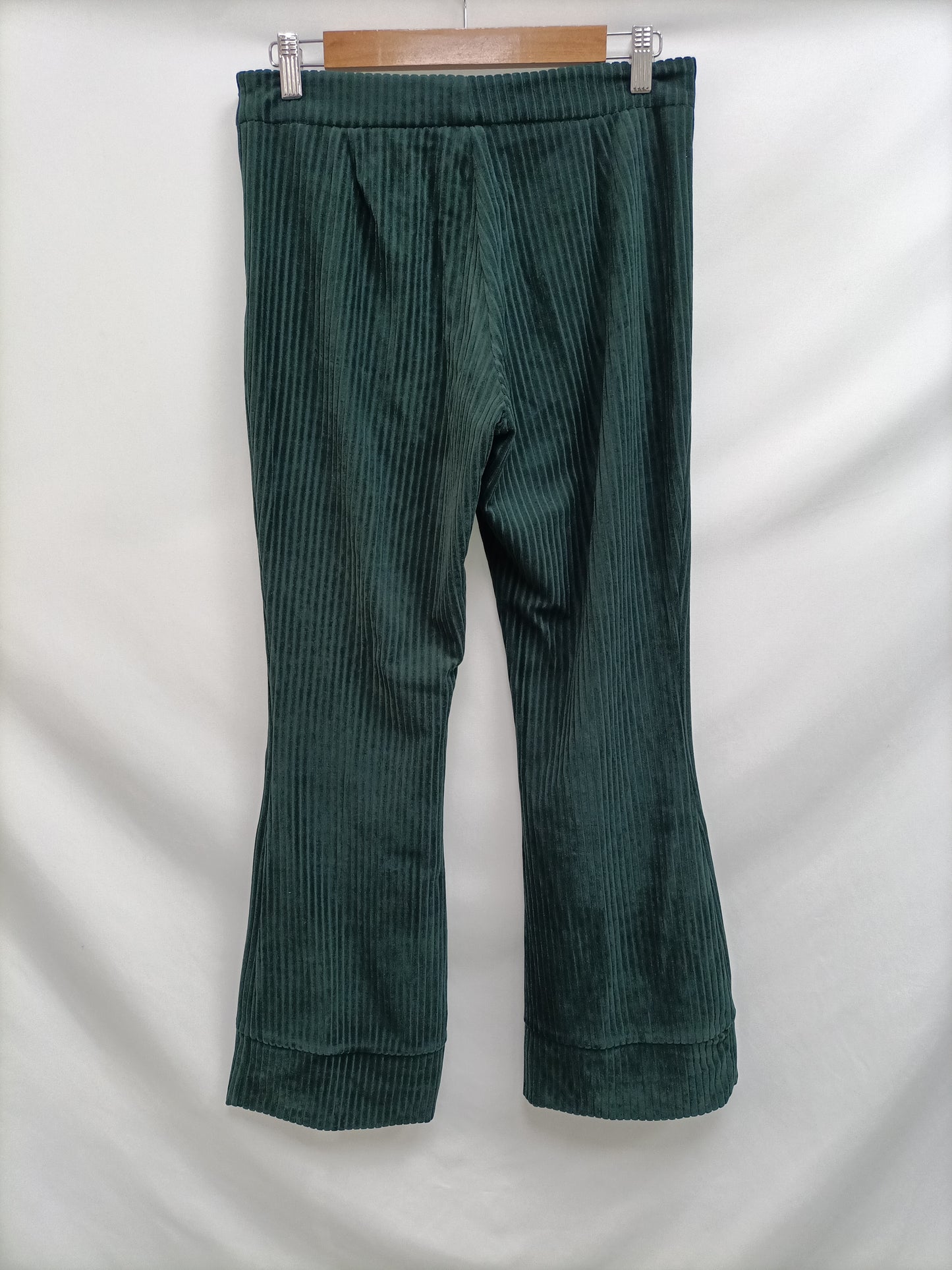 ERRE. Pantalón verde pana T.s