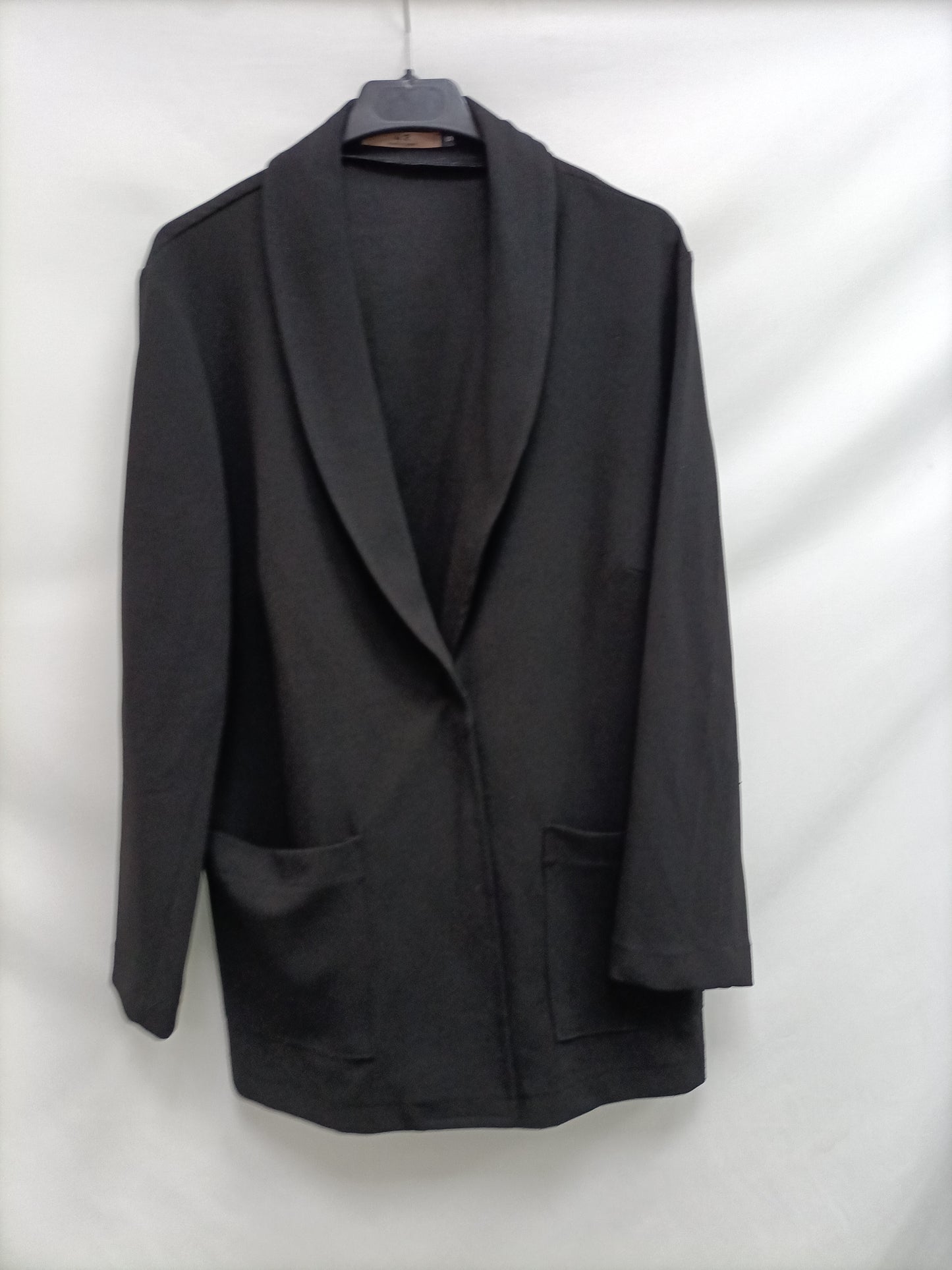 BY R. Blazer negra básica T.s