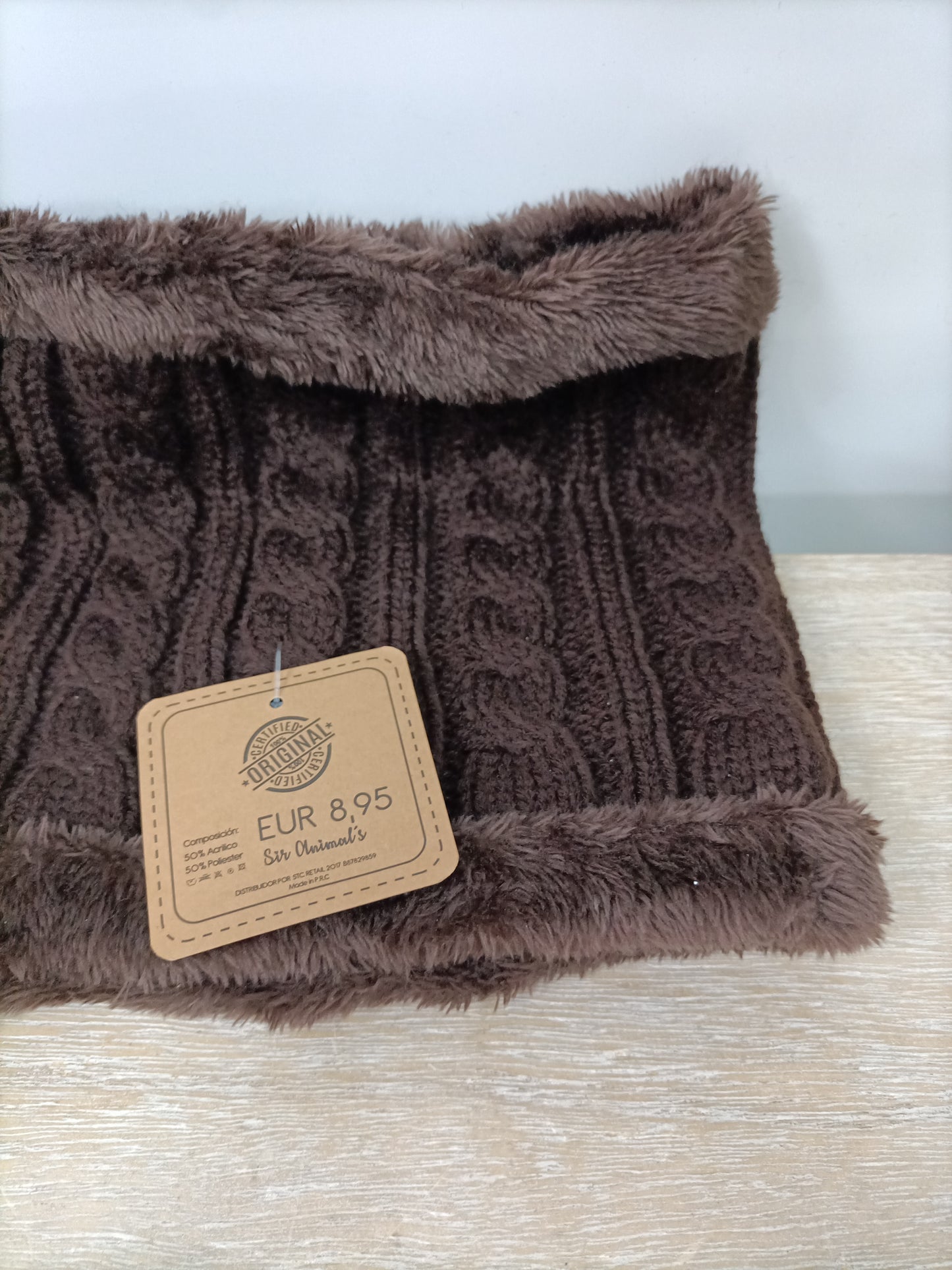 SIR ANIMAL'S.  Cuello marrón