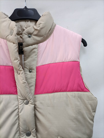 GUEES. Plumas bicolor T.s