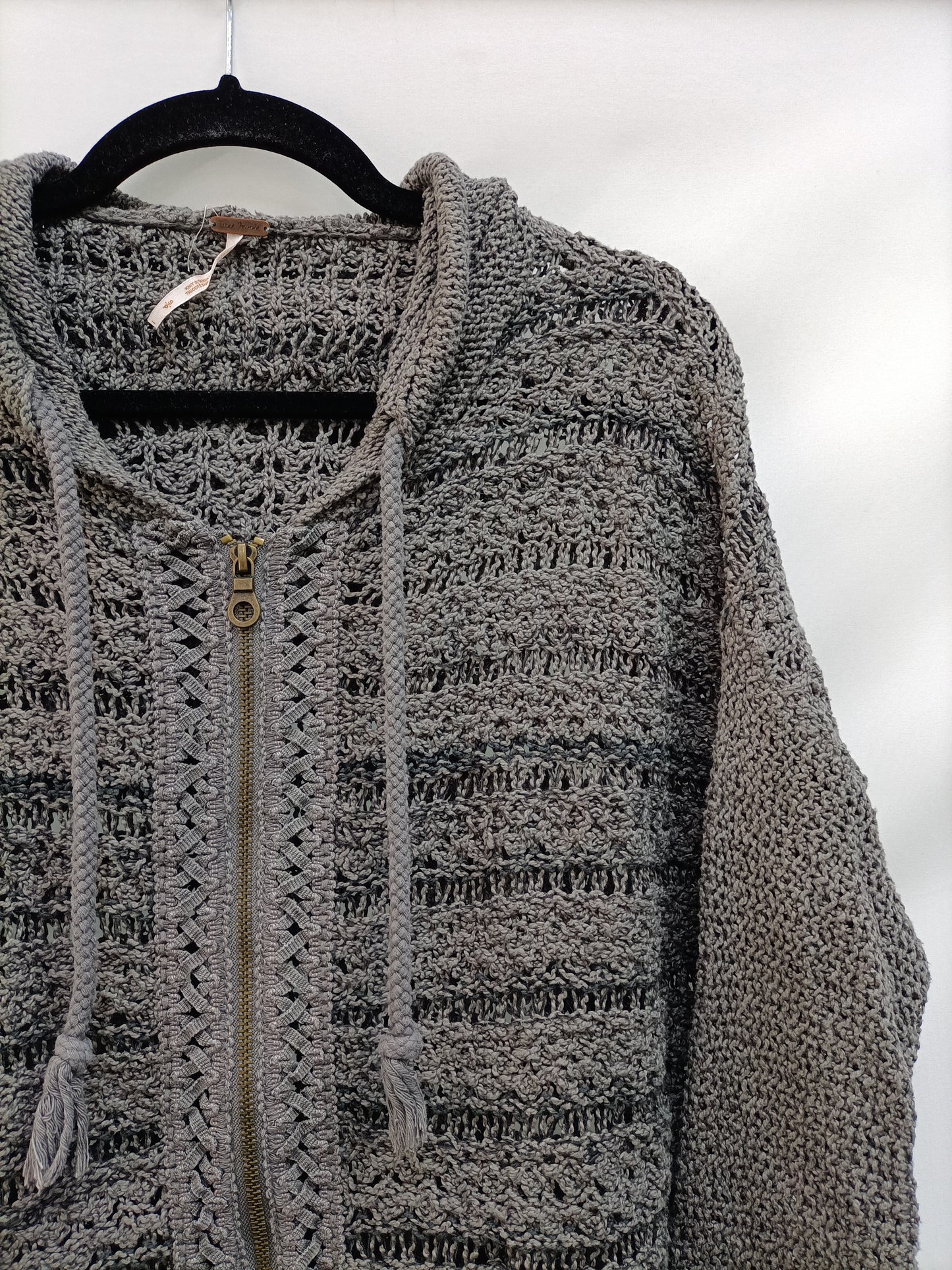 FREE PEOPLE. Die-cut zipper Ts jersey