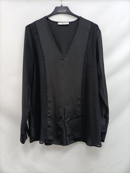 MANGO.  blusa negra fluida T.S