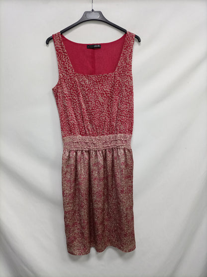 LUI JO. Printed dress in pink/red tones. Yours